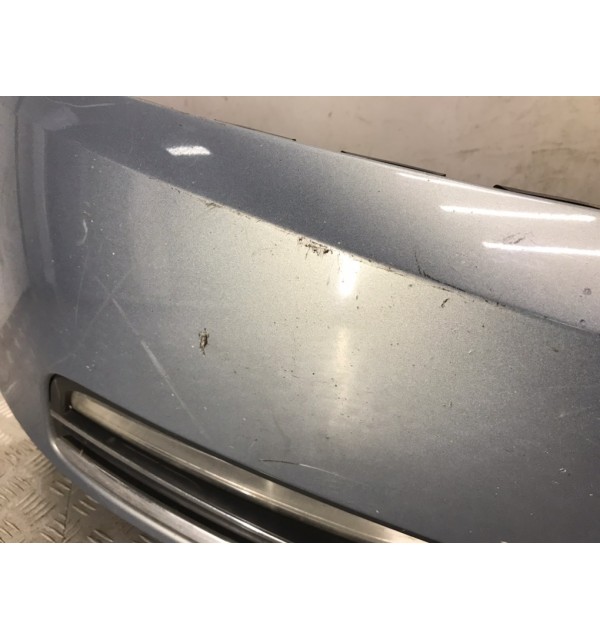 Бампер передний бу для Volkswagen Passat B7 2.0 TDi,  2012 г.