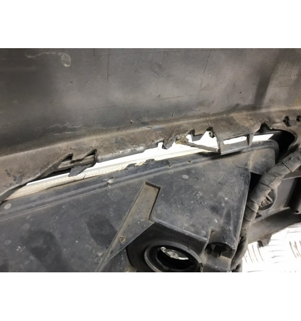 Бампер передний бу для Volkswagen Passat B7 2.0 TDi,  2012 г.