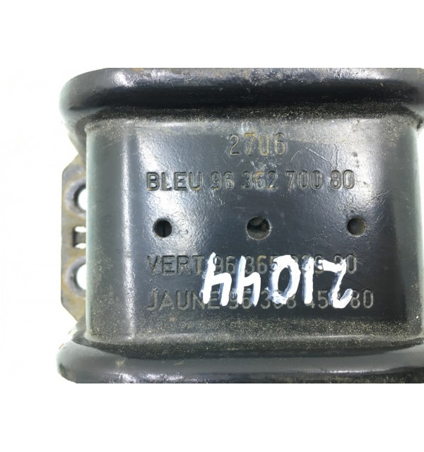 Подушка крепления двигателя бу для Peugeot 307  1.6 HDi,  2007 г.