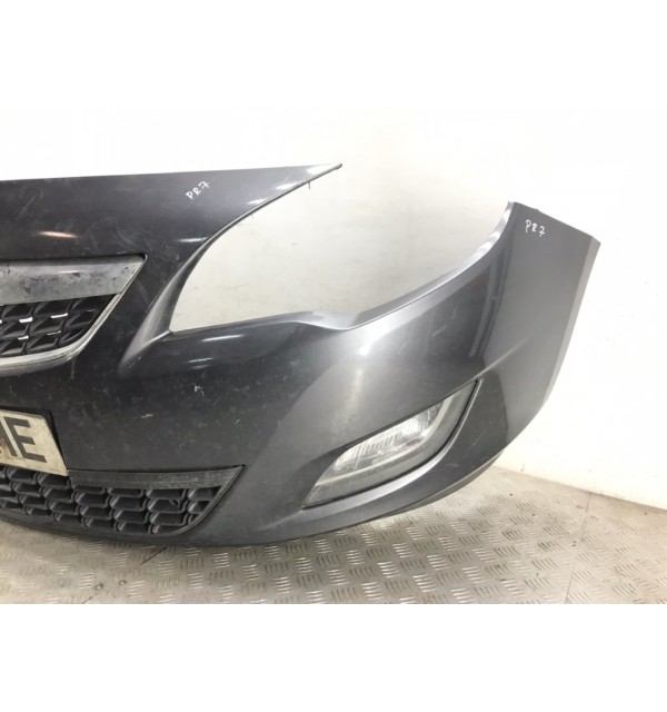 Бампер передний бу для Opel Astra J 1.3 CDTi,  2011 г.