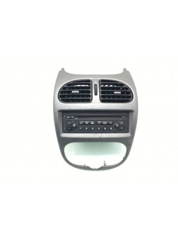 Магнитола бу для Peugeot 206  1.6 i,  2004 г.