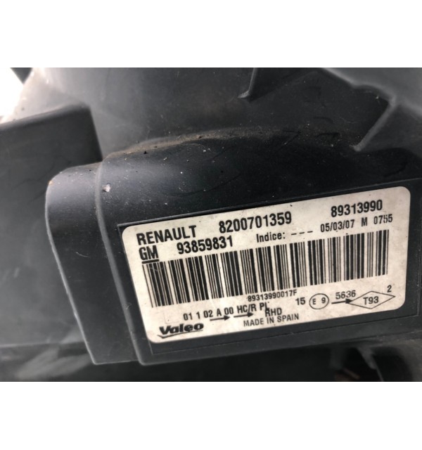 Фара левая бу для Renault Trafic  2.0 DCi,  2007 г.