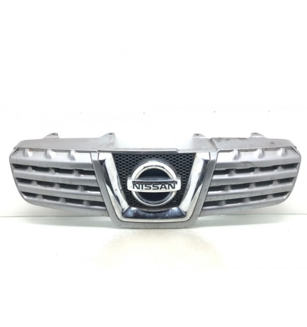 Решетка радиатора бу для Nissan Qashqai  1.5 DCi,  2008 г.