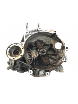 КПП механическая (МКПП) бу для Volkswagen Golf 5 1.6 i, 2004 г.