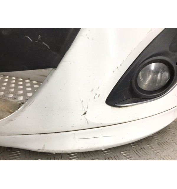 Бампер передний бу для Opel Corsa D 1.2 i,  2013 г.