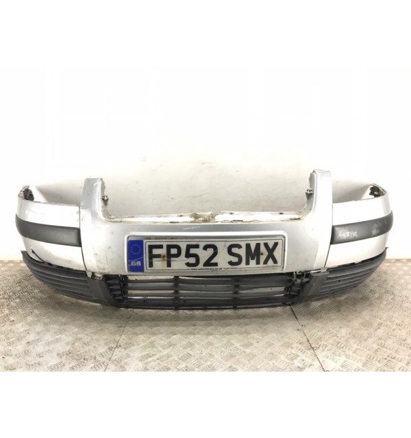 Бампер передний бу для Volkswagen Passat B5 1.9 TDi,  2002 г.