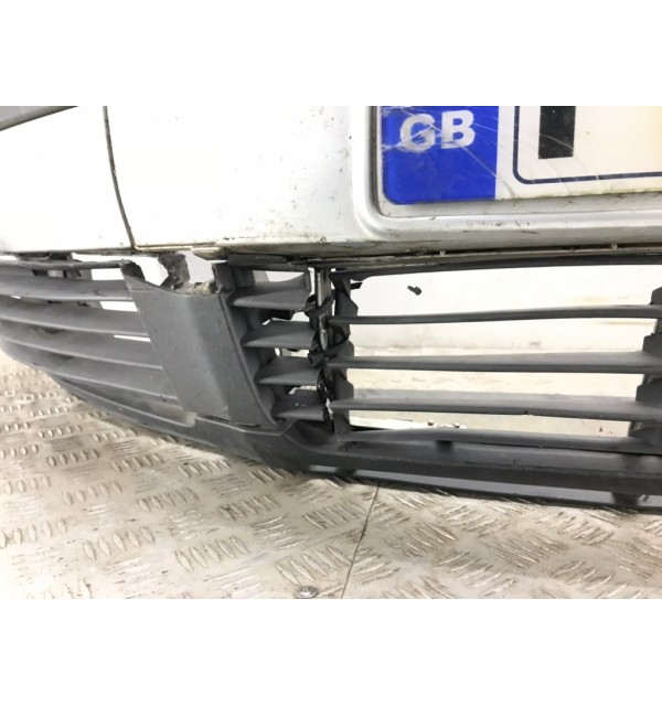 Бампер передний бу для Volkswagen Passat B5 1.9 TDi,  2002 г.