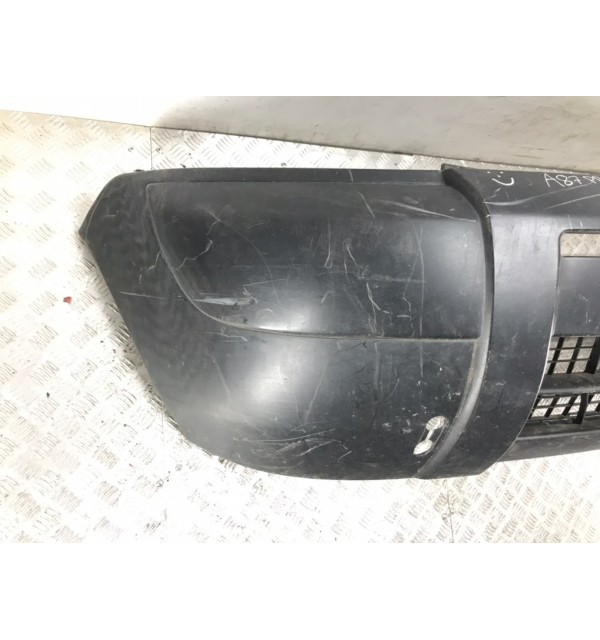 Бампер передний бу для Citroen Berlingo  1.9 D,  2004 г.