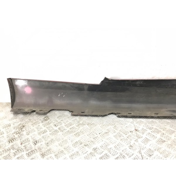 Накладка на порог бу для BMW 1 E87/E81/E82/E88 2.0 TD,  2010 г.