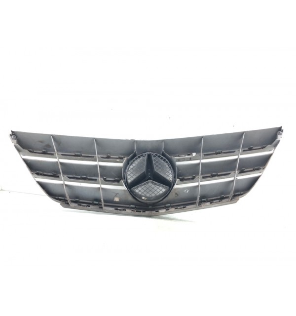 Решетка радиатора бу для Mercedes B W245 1.5 i,  2009 г.