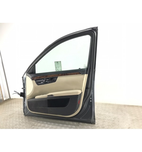 Дверь передняя правая бу для Mercedes S W221 3.0 CDI,  2007 г.