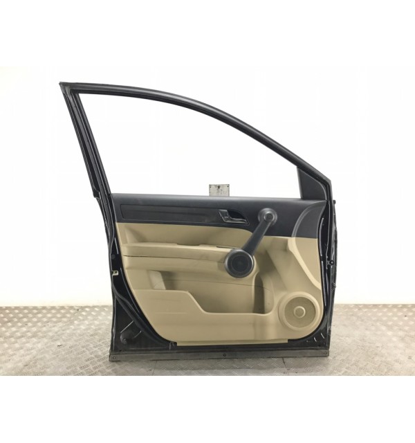 Дверь передняя левая бу для Honda CR-V  2.2 i-CTDi,  2010 г.