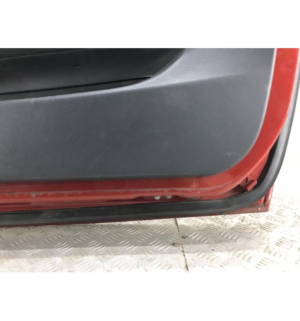 Дверь передняя правая бу для BMW 1 E87/E81/E82/E88 2.0 TD,  2010 г.