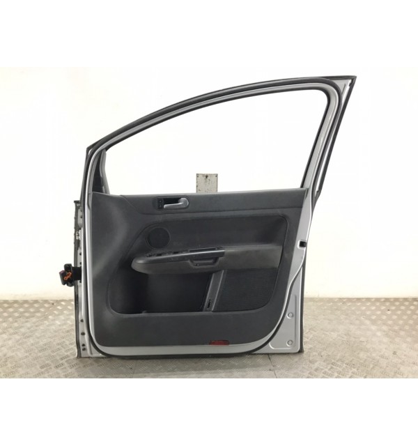 Дверь передняя правая бу для Volkswagen Golf Plus  1.9 TDi,  2008 г.