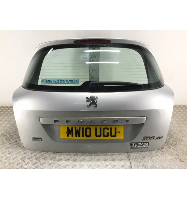 Крышка багажника бу для Peugeot 308 T7 1.6 i,  2010 г.