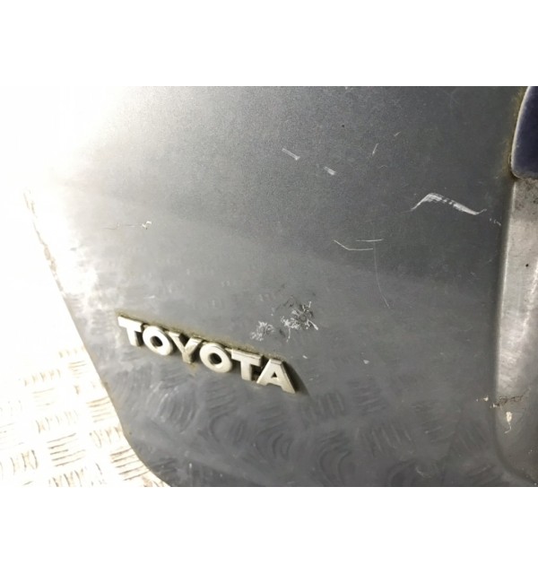 Крышка багажника бу для Toyota Avensis  2.0 TD,  2004 г.