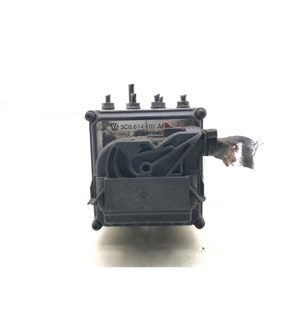 Блок ABS бу для Volkswagen Passat B6 2.0 TDi,  2010 г.