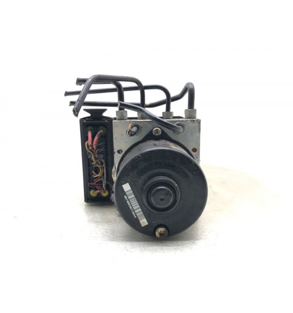 Блок ABS бу для BMW 3 E90/E91/E92/E93 2.0 i,  2005 г.