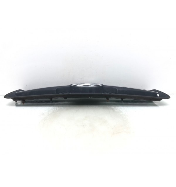 Решетка радиатора бу для Hyundai Tucson  2.0 i,  2007 г.