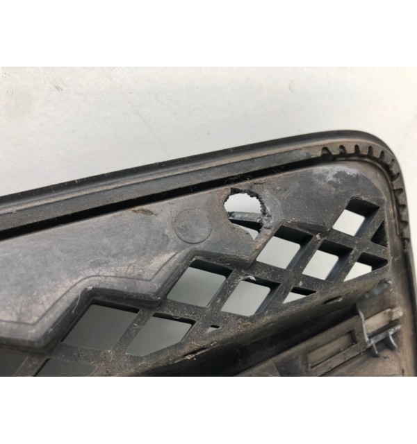 Решетка радиатора бу для Hyundai Tucson  2.0 i,  2007 г.