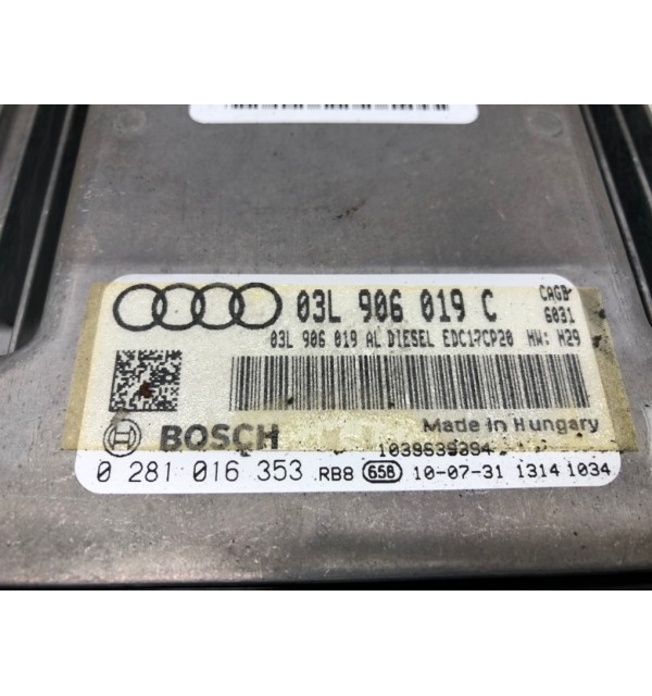 Блок управления двигателем бу для Audi A4 B8 2.0 TDi,  2010 г.