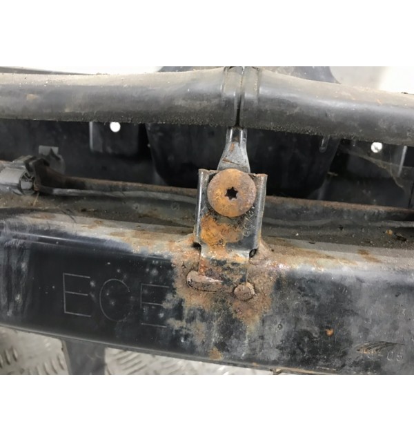 Панель передняя (телевизор) бу для BMW 3 E90/E91/E92/E93 2.0 i,  2005 г.
