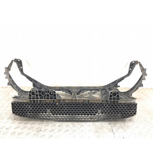 Панель передняя (телевизор) бу для Kia Ceed  1.6 CRDi,  2010 г.