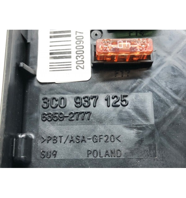 Блок предохранителей бу для Volkswagen Passat B6 2.0 TDi,  2007 г.