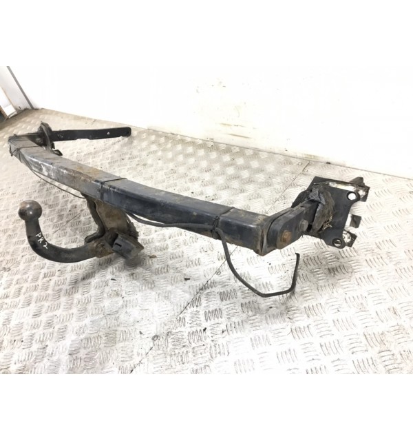 Прицепное устройство (фаркоп) бу для Renault Scenic 3 1.9 DCi,  2010 г.