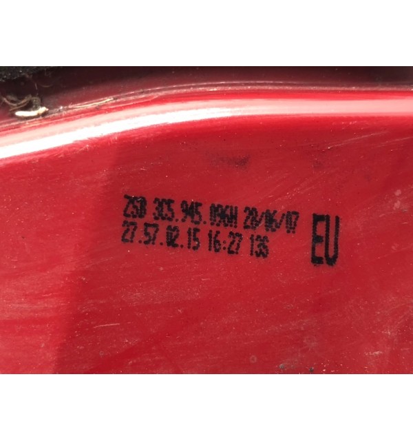Фонарь задний правый бу для Volkswagen Passat B6 1.9 TDi,  2007 г.