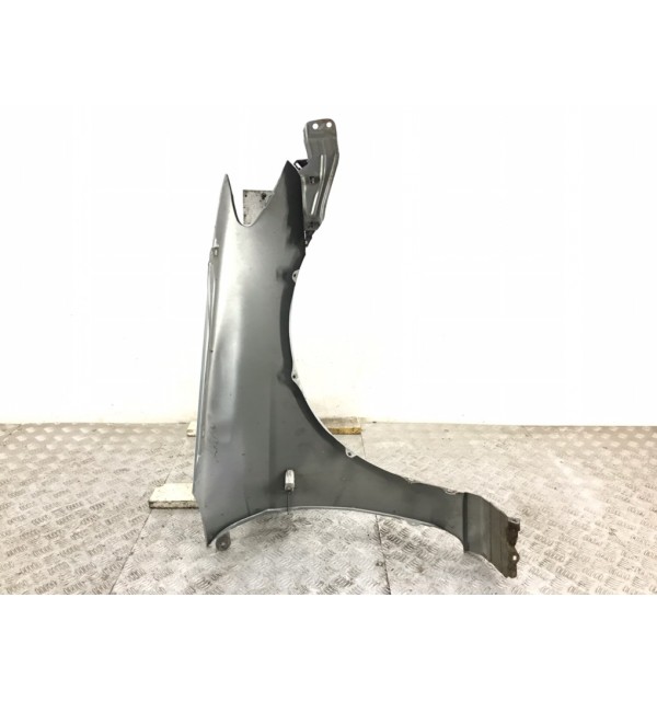 Крыло переднее левое бу для Honda Civic 7 1.3 i,  2005 г.