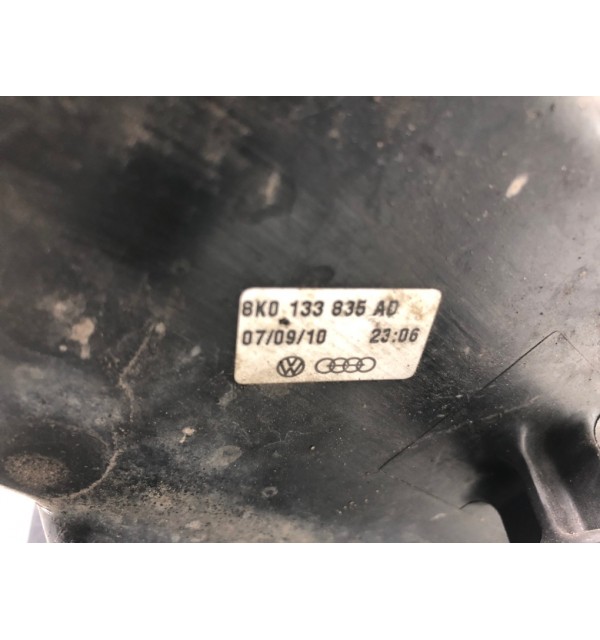 Корпус воздушного фильтра бу для Audi A4 B8 2.0 TDi,  2010 г.