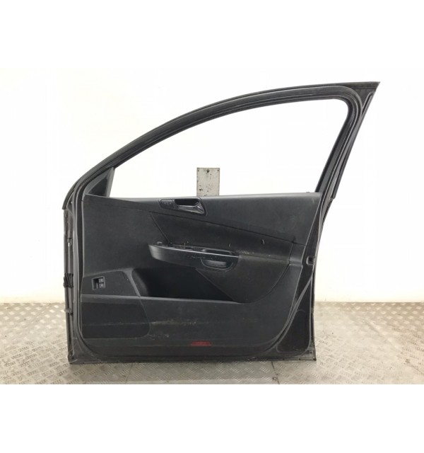 Дверь передняя правая бу для Volkswagen Passat B6 2.0 TDi,  2007 г.