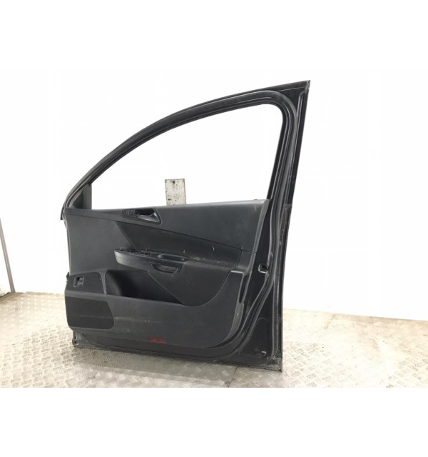 Дверь передняя правая бу для Volkswagen Passat B6 2.0 TDi,  2007 г.