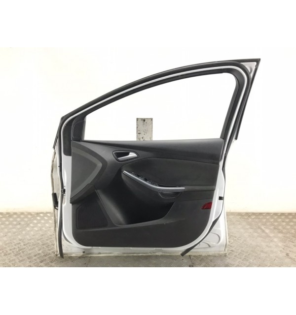 Дверь передняя правая бу для Ford Focus 3 1.6 TDi,  2013 г.