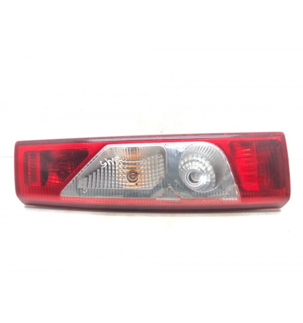 Фонарь задний левый бу для Peugeot Expert  2.0 HDi,  2008 г.
