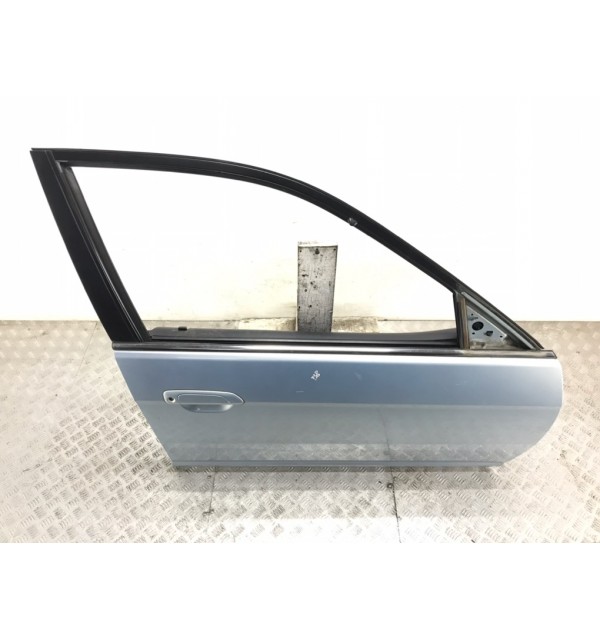 Дверь передняя правая бу для Honda Civic 7 1.3 i,  2005 г.