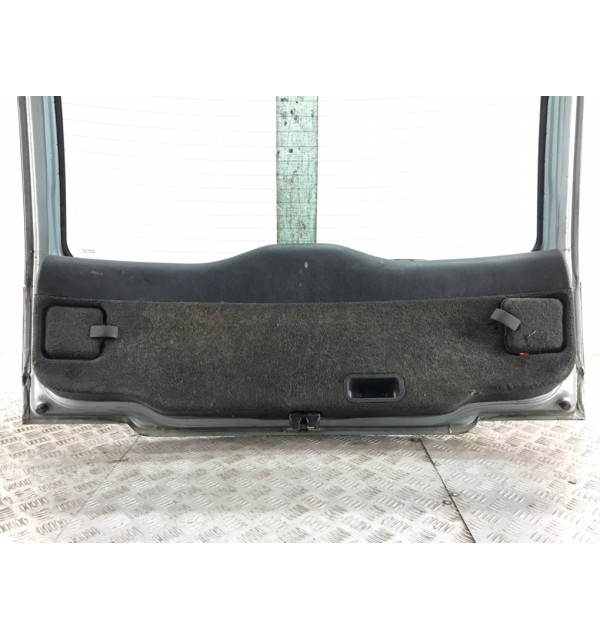 Крышка багажника бу для Volvo V40  1.9 DCi,  2003 г.
