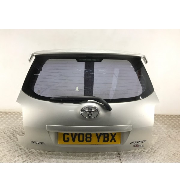 Крышка багажника бу для Toyota Auris  2.2 D,  2008 г.