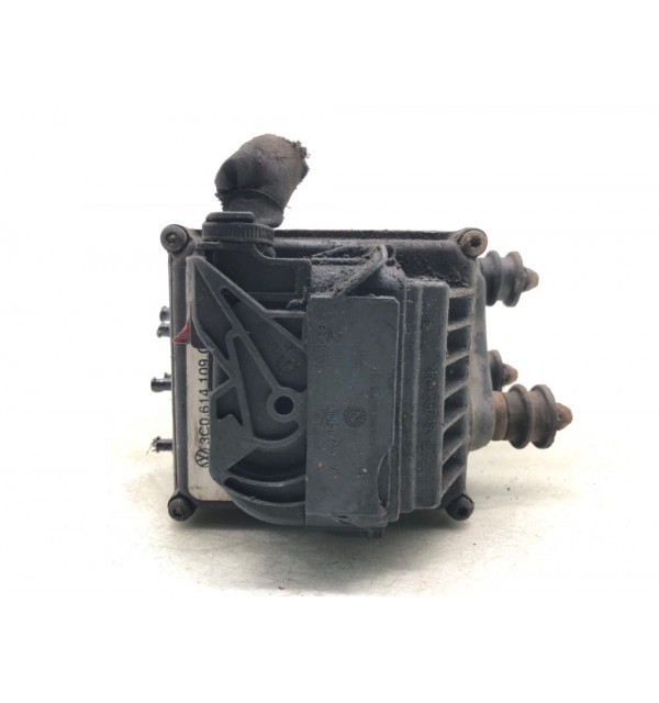Блок ABS бу для Volkswagen Passat B6 1.9 TDi,  2007 г.