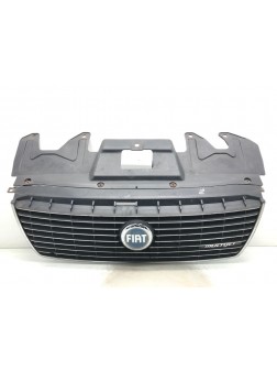 Решетка радиатора бу для Fiat Croma  1.9 TD,  2005 г.