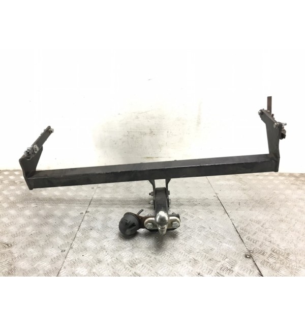 Прицепное устройство (фаркоп) бу для Honda FR-V  2.2 CTDi,  2007 г.