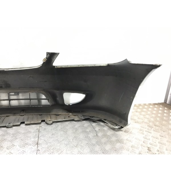 Бампер передний бу для Honda Civic 7 1.3 i,  2005 г.