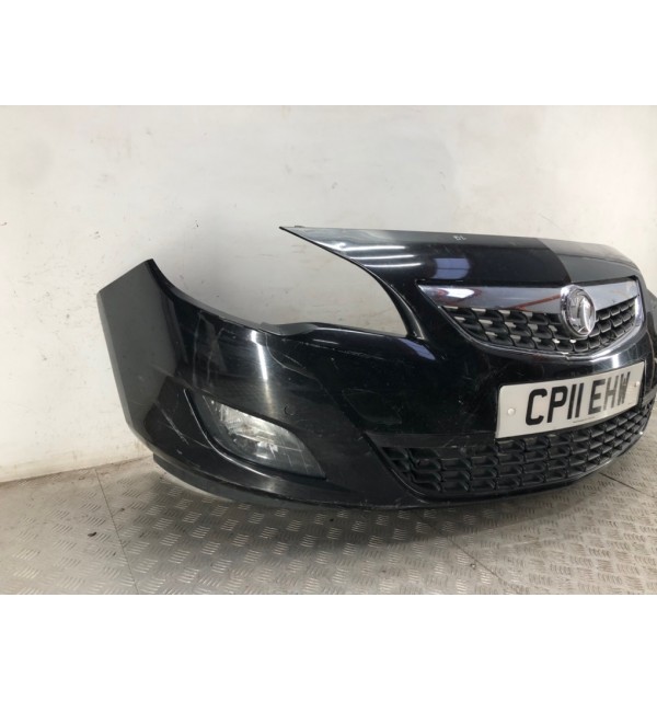 Бампер передний бу для Opel Astra J 1.6 i,  2011 г.