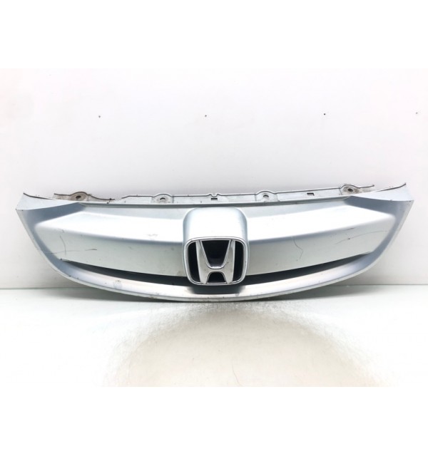 Решетка радиатора бу для Honda Civic 7 1.3 i,  2005 г.