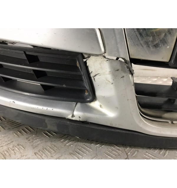 Бампер передний бу для Volkswagen Passat B6 2.0 TDi,  2009 г.