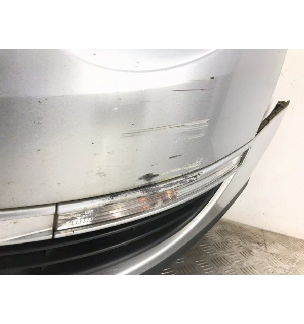 Бампер передний бу для Volkswagen Passat B6 2.0 TDi,  2009 г.