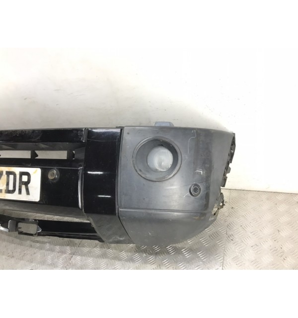 Бампер передний бу для Land Rover Discovery 3 2.7 TD,  2007 г.