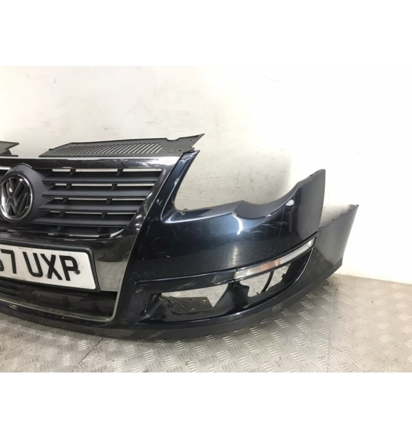 Бампер передний бу для Volkswagen Passat B6 1.9 TDi,  2007 г.