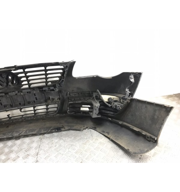 Бампер передний бу для Volkswagen Passat B6 1.9 TDi,  2007 г.